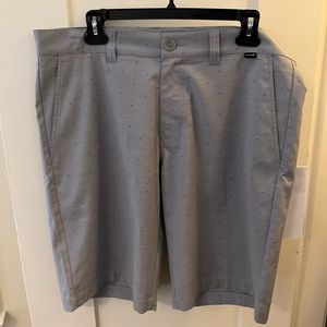 Travis Matthew Golf Shorts Size 34